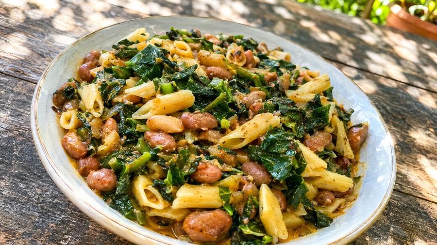 Massada de Feijão e Couve Coração