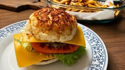 Hambúrguer em pão tigre do Chef